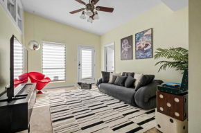 Retro Vibes & Zilker Views - Music House by Zilker